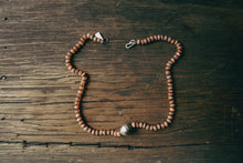 Load image into Gallery viewer, Beadstrand -- peach moonstone and Tahitian pearl