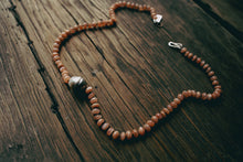 Load image into Gallery viewer, Beadstrand -- peach moonstone and Tahitian pearl