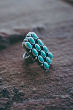 Load image into Gallery viewer, Cluster Ring -- Kingman Turquoise -- Size 9