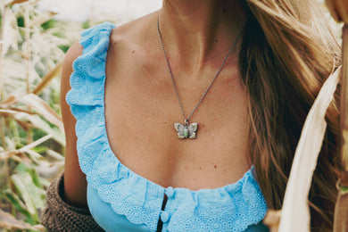 Pollinator Necklace -- Kingman Turquoise