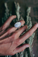 Load image into Gallery viewer, Moon Ring -- Size 6