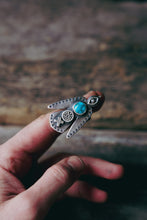 Load image into Gallery viewer, Seed Bird Ring -- Size 7
