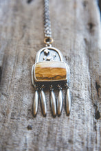 Load image into Gallery viewer, Sage Runner Necklace