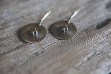Load image into Gallery viewer, Classic Earrings