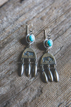 Load image into Gallery viewer, Custer Earrings